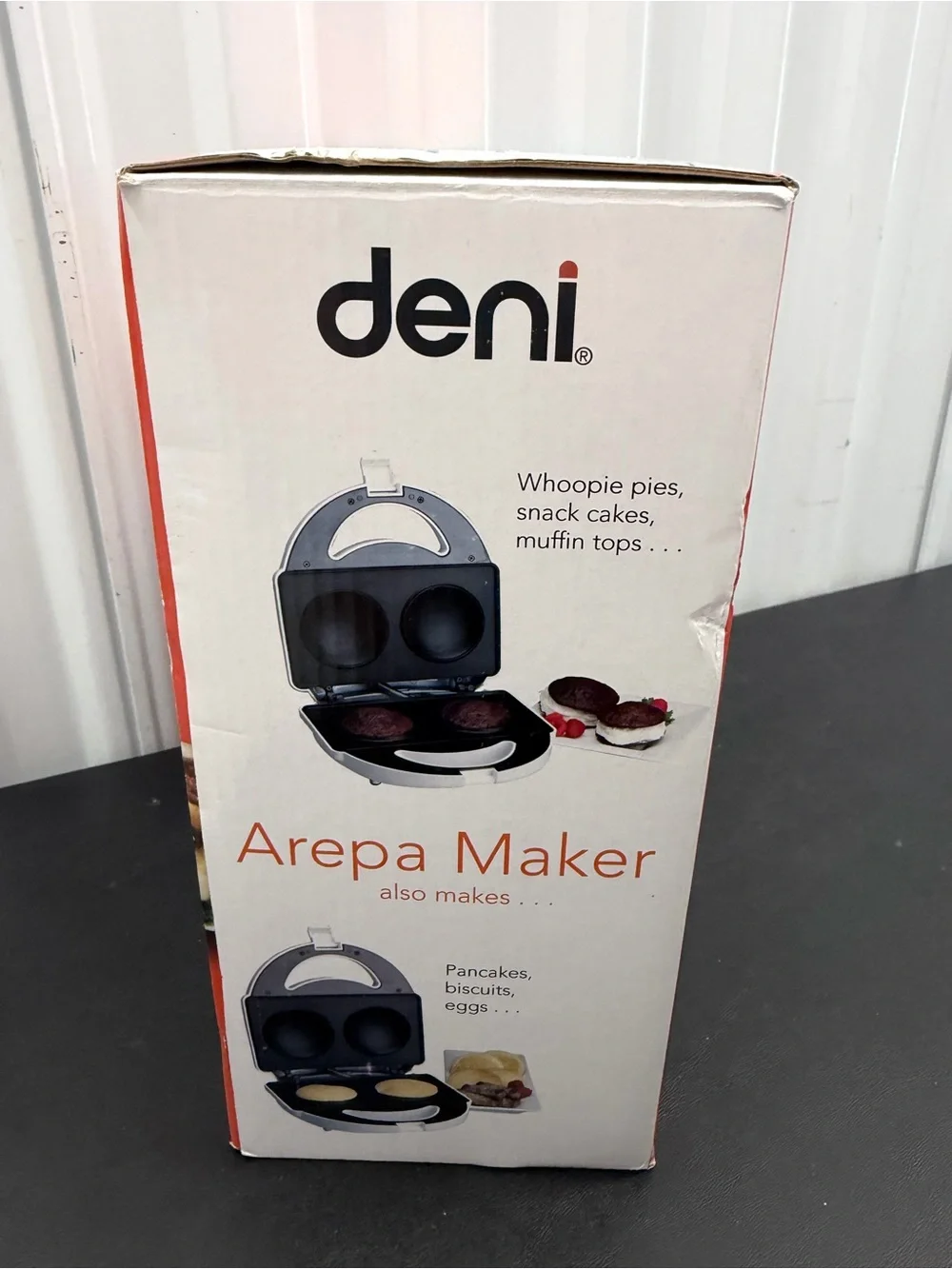 Deni Arepa Maker Brand New in Box Makes 2